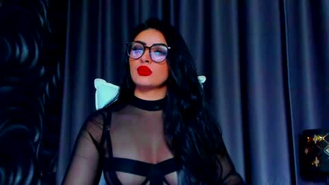 Snapshot of devashaqueen chatting on 01.04.25 Devasha online show from 01.04.25