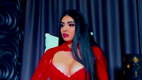 Snapshot of devashaqueen chatting on 01.10.25 Devasha online show from 01.10.25