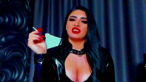 Snapshot of devashaqueen chatting on 01.11.25 Devasha online show from 01.11.25