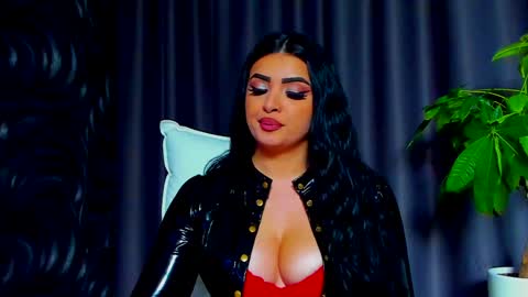 Snapshot of devashaqueen chatting on 01.17.25 Devasha online show from 01.17.25