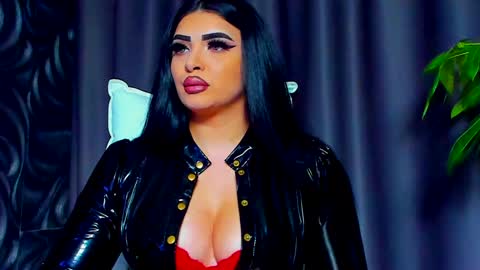 Snapshot of devashaqueen chatting on 01.30.25 Devasha online show from 01.30.25