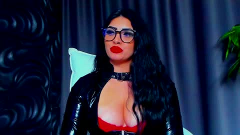 Snapshot of devashaqueen chatting on 02.01.25 Devasha online show from 02.01.25