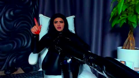 Snapshot of devashaqueen chatting on 02.02.25 Devasha online show from 02.02.25