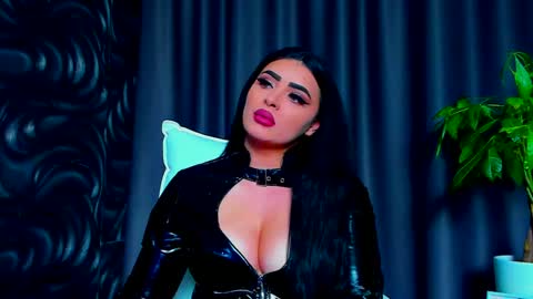 Snapshot of devashaqueen chatting on 02.07.25 Devasha online show from 02.07.25