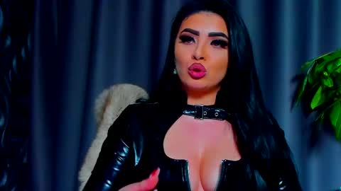 Snapshot of devashaqueen chatting on 03.08.25 Devasha online show from 03.08.25