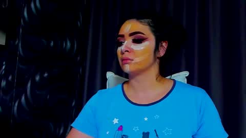 Snapshot of devashaqueen chatting on 03.12.25 Devasha online show from 03.12.25