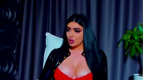 Snapshot of devashaqueen chatting on 03.12.25 Devasha online show from 03.12.25