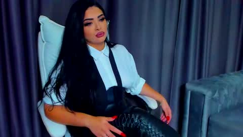 Snapshot of devashaqueen chatting on 09.17.25 Devasha online show from 09.17.25