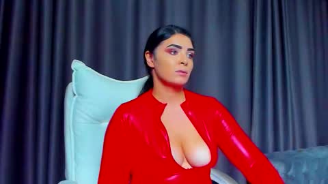 Snapshot of devashaqueen chatting on 09.23.25 Devasha online show from 09.23.25