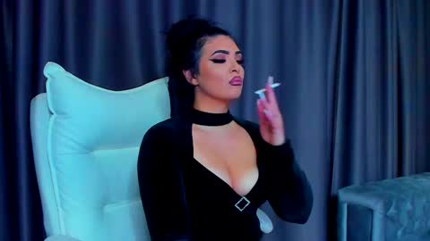 Snapshot of devashaqueen chatting on 09.25.25 Devasha online show from 09.25.25