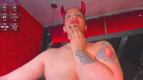devil_taylorx online show from 02.18.25