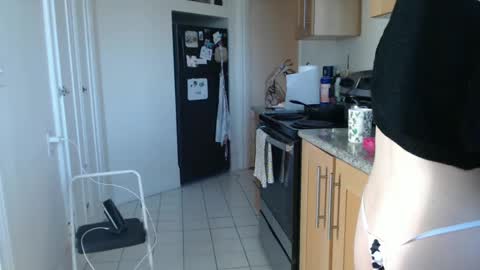 Snapshot of devilg1rl chatting on 02.23.25 poutyangel online show from 02.23.25