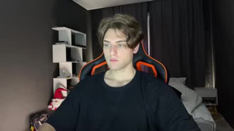 devilnut1 online show from 11.16.25