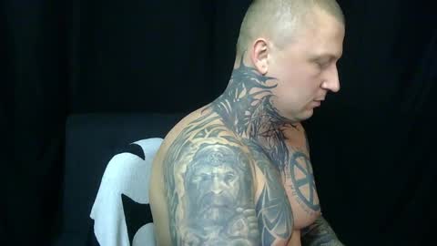 Snapshot of devilwithtats chatting on 04.01.26 Lucian online show from 04.01.26