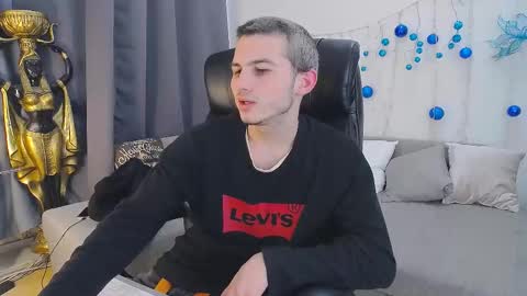 devin_ho online show from 12.15.24