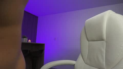 Devin Hunter online show from 12.17.24