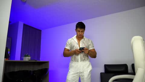 Devin Hunter online show from 12.28.24