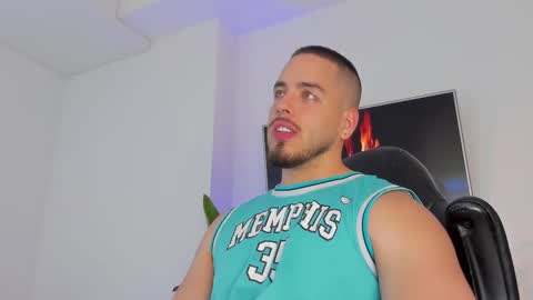 Devon Collins Independent model online show from 10.28.25