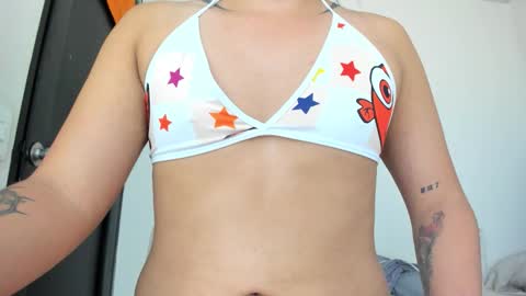 thumb up me please its important online show from 02.10.26