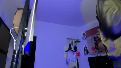 dex_ak586 online show from 10.18.25