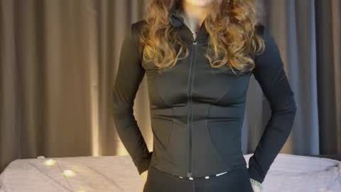 Kira online show from 02.04.26