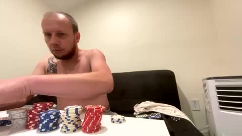 Snapshot of deznuts130 chatting on 12.18.24 deznuts130 online show from 12.18.24