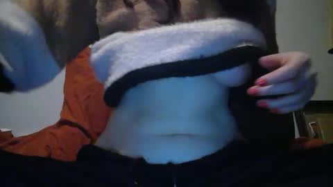 Snapshot of dghyfhjug chatting on 12.20.24 Sammie online show from 12.20.24