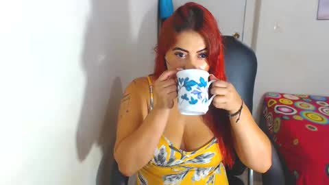 Snapshot of dhanahots chatting on 02.21.25 Paola online show from 02.21.25