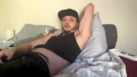 Snapshot of dharbison23 chatting on 10.24.25 dharbison23 online show from 10.24.25