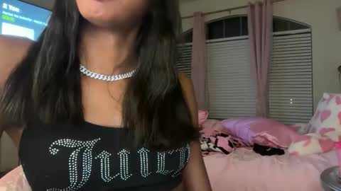 Dolly online show from 04.25.26