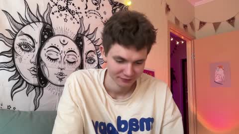 Snapshot of di_n_alex chatting on 12.14.24 Di Alex online show from 12.14.24