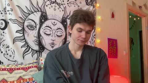 Snapshot of di_n_alex chatting on 01.12.25 Di Alex online show from 01.12.25