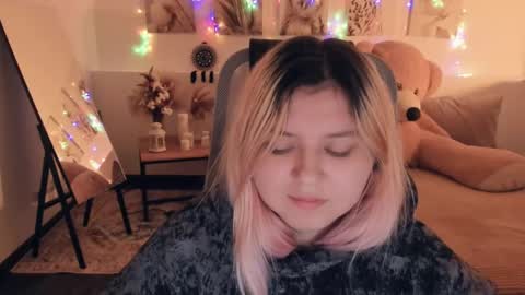 Dia online show from 04.14.26