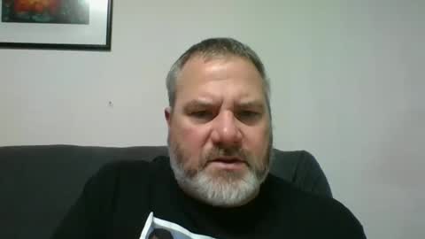 Snapshot of diamond_couple_82 chatting on 01.18.25 diamond_couple_82 online show from 01.18.25