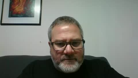 Snapshot of diamond_couple_82 chatting on 02.01.25 diamond_couple_82 online show from 02.01.25