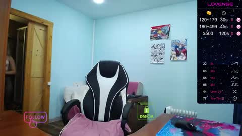 Snapshot of diamondjune chatting on 09.17.25 June3 online show from 09.17.25