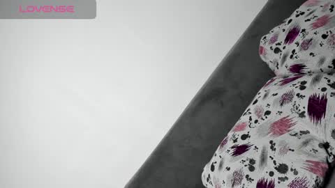 Snapshot of diamondkay_ chatting on 12.21.24 diamondkay_ online show from 12.21.24