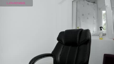 Snapshot of diamondkay_ chatting on 10.09.25 diamondkay_ online show from 10.09.25