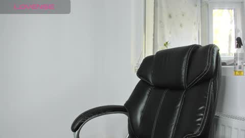 Snapshot of diamondkay_ chatting on 10.21.25 diamondkay_ online show from 10.21.25