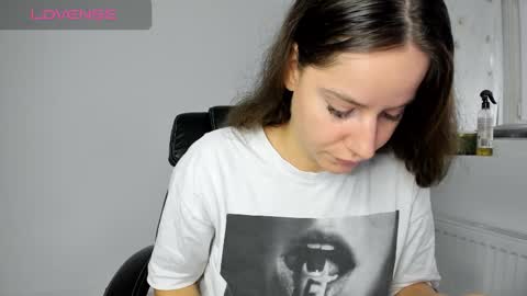 Snapshot of diamondkay_ chatting on 10.26.25 diamondkay_ online show from 10.26.25