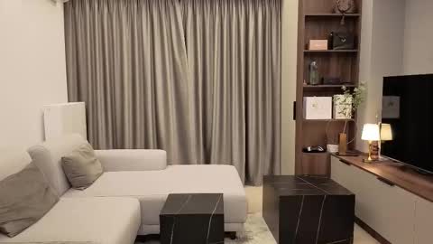 Iris online show from 03.18.26