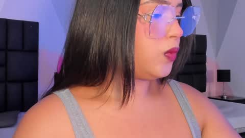 Snapshot of diana_clarck chatting on 12.27.24 Diana Tamayo online show from 12.27.24