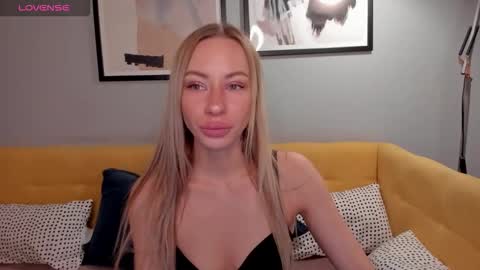 Diana  online show from 09.21.25