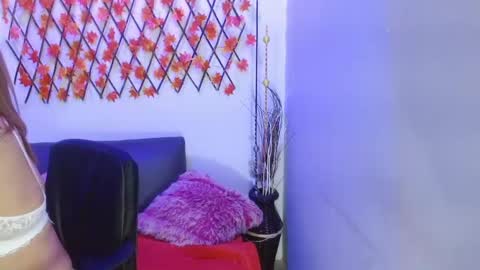 Snapshot of diana_serna chatting on 01.25.25 Diana online show from 01.25.25