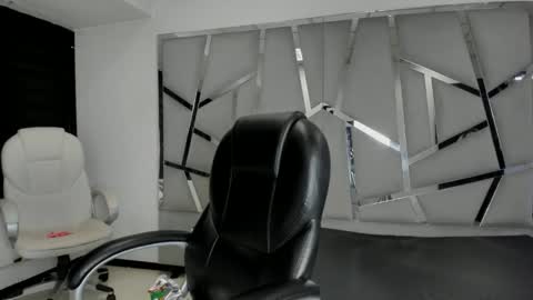 dianarous online show from 10.13.25