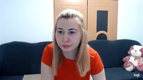 Snapshot of dianasmiey7 chatting on 03.03.25 dianasmiey7 online show from 03.03.25