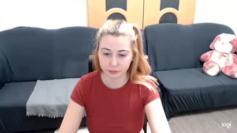 Snapshot of dianasmiey7 chatting on 03.04.25 dianasmiey7 online show from 03.04.25