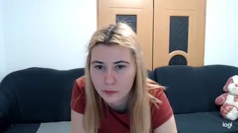 Snapshot of dianasmiey7 chatting on 03.06.25 dianasmiey7 online show from 03.06.25
