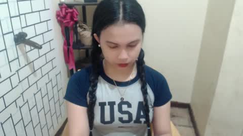 Snapshot of diane_intownx chatting on 02.03.25 Diane online show from 02.03.25