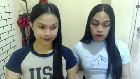 Snapshot of diane_intownx chatting on 03.10.25 Diane online show from 03.10.25